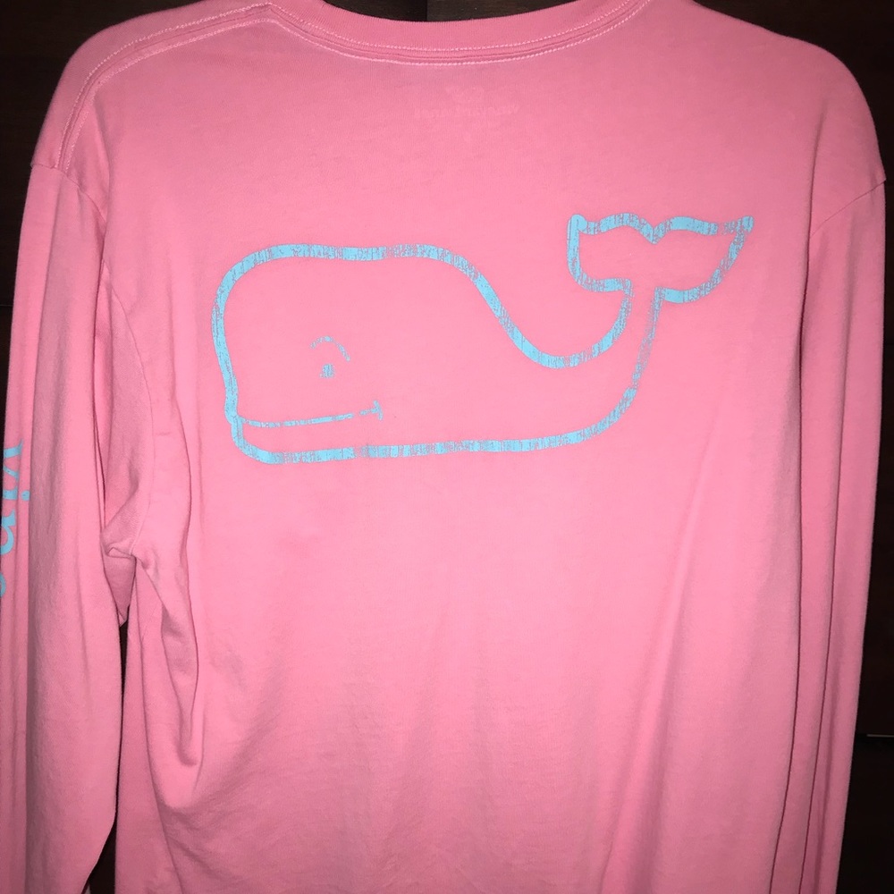 Vineyard vines long sleeve T-shirt. Size small